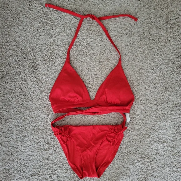 Victoria's Secret Red Bikini - Picture 1 of 4
